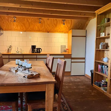 De Schutkooi - Tiny *